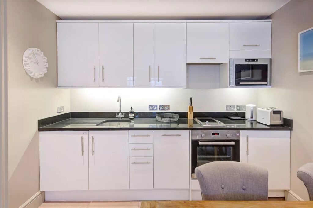 Belgravia Court 1 Bedroom Flat For SaleEbury Street, London, SW1W