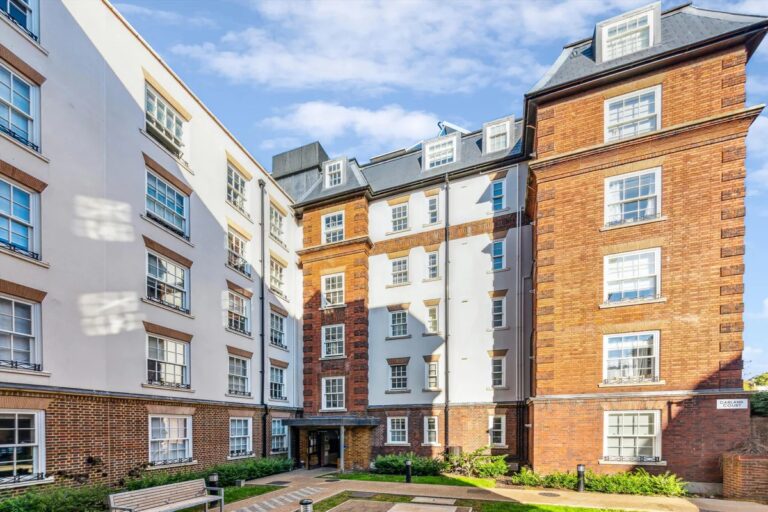 Lisgar Terrace 2-3 bedroom apartment for sale London, W14