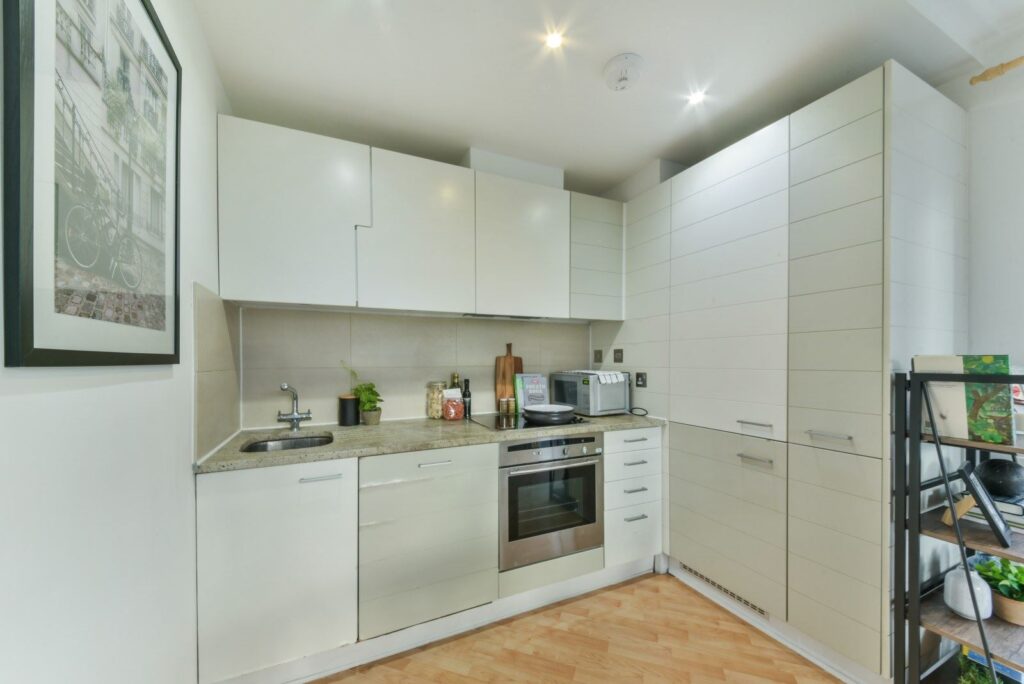 Seacon Wharf, 4 Hutchings Street 2 bedroom apartment for sale London, E14