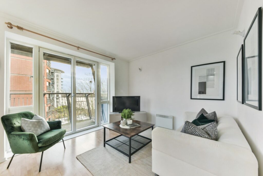 Seacon Wharf, 4 Hutchings Street 2 bedroom apartment for sale London, E14