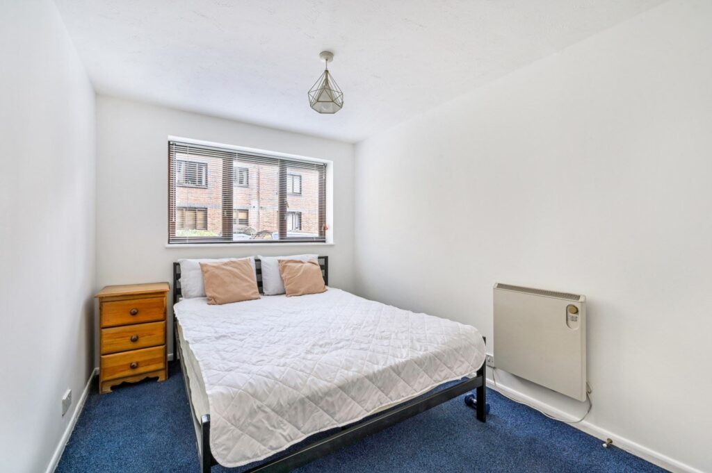 Tyndal Court, Transom Square 2 bedroom apartment for sale Greater London, E14